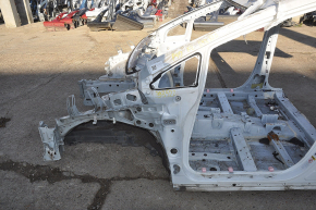 Partea din față stânga Toyota Prius V 12-17 albă pe caroserie.