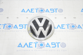 Эмблема решетки радиатора grill VW Passat b8 16-19 USA под радар трещины в стекле, полез хром