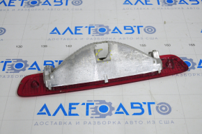 Стоп сигнал Toyota Highlander 01-07 сломано крепление, царапины