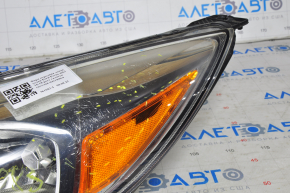 Far stânga față goală Ford Focus mk3 15-18 restilizată halogen lumină ușoară.