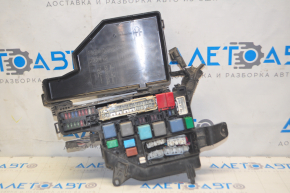 Blocul de siguranțe sub capotă Toyota Prius 2004-2009