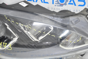 Farul din față dreapta goală Ford Escape MK4 20- halogen + LED DRL pentru polizare