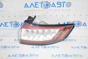 Lampa exterioară aripă dreapta Ford Edge 15-18 pre-restilizare SE SEL are un colț rupt, suporturile sunt rupte.