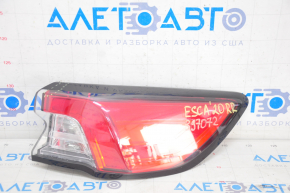 Lampa exterioară aripă dreapta Ford Escape MK4 20-22 zgâriată.