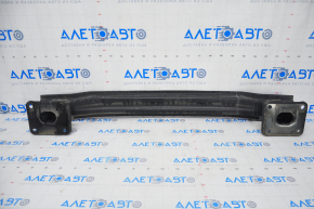 Amplificatorul pentru bara spate a modelului Ford Escape MK4 20 este ruginit.