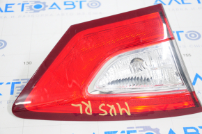 Lampa interioară pentru capacul portbagajului stânga Ford Fusion mk5 13-16 pentru lustruire