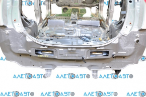 Panoul din spate al Nissan Leaf 13-17 argintiu K23, pe caroserie