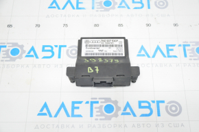 Modulul de control al gateway-ului VW Passat b7 12-15 USA are suportul rupt.