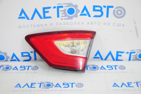 Lampa interioară pentru capacul portbagajului dreapta Ford Fusion mk5 13-16 pentru polizare.