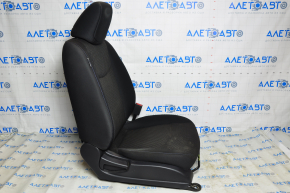 Scaun pasager Nissan Leaf 13-17 fără airbag, manual, încălzire, material textil negru, necesită curățare chimică.