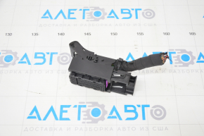 Фишка на блок ECU компьютер двигателя Audi Q5 80A 18-24 левая