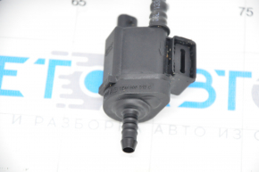 Supapa electromagnetica cu conducta Audi Q5 80A 18-