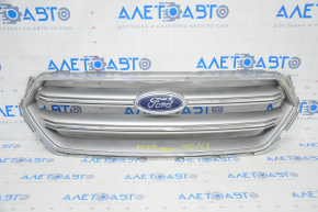 Решетка радиатора grill Ford Escape MK3 17-19 рест серая с хромом с эмблемой, царапина