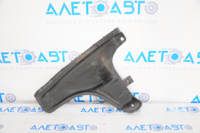 Aripa spate dreapta inferioara din plastic pentru Lexus Hs250h 10-12