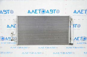 Radiatorul condensatorului de aer condiționat BMW i3 14-21 fără pompă de căldură.