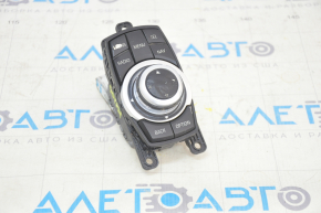 Joystick-ul de control al monitorului BMW i3 14-21 a început să se decoloreze.