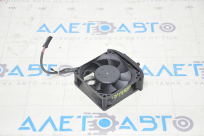 Ventilatorul amplificatorului audio BMW i3 14-20