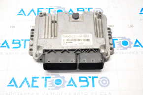 Modulul ECU al motorului cu cheie Ford Focus mk3 11-18 2.0 cu contact de aprindere, cu grupul de contact al cheii de aprindere, cu modulul imobilizator D7520013-18D, cheie ștearsă.