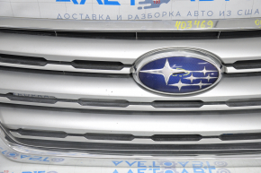 Решетка радиатора grill Subaru Outback 15-17 с эмблемой, песок, полез хром в эмблеме