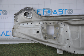 Panoul din spate al Subaru Outback 15-19 alb.