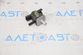 Solenoid vid de vidare Lexus RX350 RX450h 10-15