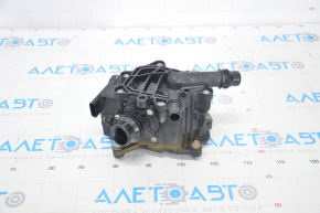 Corpul termostatului asamblat BMW 5 G30 17-20 fără colțar