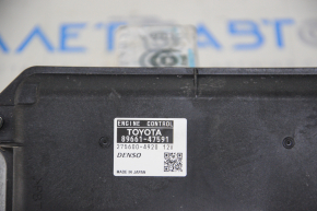 Блок ECU компьютер двигателя Toyota Prius 30 14-15