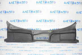 Grila stergatoarelor din plastic Audi A4 B9 17-