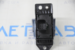 Butonul frânei de mână pentru Ford Fusion mk5 17-20 s-a umflat cromat.