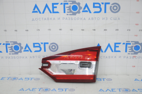 Lampa interioară pentru capacul portbagajului dreapta Ford Fusion mk5 17-18 LED