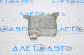 Radiatorul de ulei al motorului Audi A4 B9 17- 2.0T