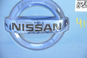 Capacul frontal al portului de încărcare pentru Nissan Leaf 13-17 cu sigla, sigla este ștearsă