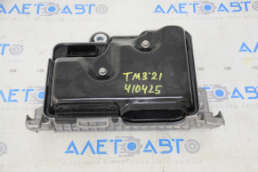 BODY CONTROL MODULE Tesla Model 3 21-