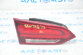 Lampa interioară pentru capacul portbagajului stânga Hyundai Santa FE Sport 17-18 rest halogen.