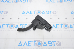 Фишка на блок ECU компьютер двигателя Audi A3 8V 15-16 1.8T, 2.0T верхняя