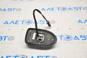 Mufa antenei Ford Focus mk3 11-18 are un singur conector.