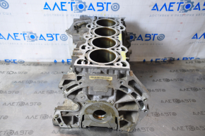 Blocul cilindric gol Ford Escape 13-19 2.5 pentru rectificare.