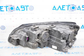 Фара передняя правая VW Passat b7 12-15 USA голая галоген, песок