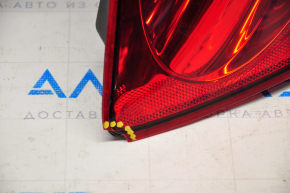 Фонарь внешний крыло левый Dodge Journey 11-20 LED светлый, клеился край, скол