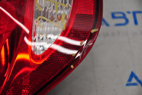 Фонарь внешний крыло левый Dodge Journey 11-20 LED светлый, клеился край, скол