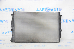 Radiatorul de răcire a apei pentru VW Jetta 19- 1.4T are celule zdrobite