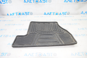 Covorul din spate dreapta al salonului Ford Focus mk3 11-18 cauciuc negru