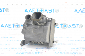 Corpul filtrului de aer Lexus RX350 10-15