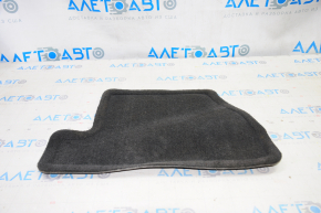 Covorul din spate dreapta al salonului Ford Focus mk3 11-18, material textil, negru.