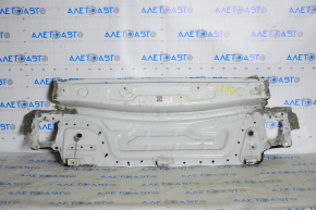 Panoul din spate VW Passat b8 16-19, format din 2 piese, este perforat.