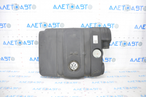 Corpul filtrului de aer VW Passat b7 12-15 SUA 2.5 crăpat.