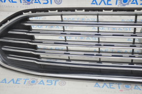 Решетка радиатора grill в сборе с обрамлением Ford Fusion mk5 13-16 с хромом, песок, слом креп