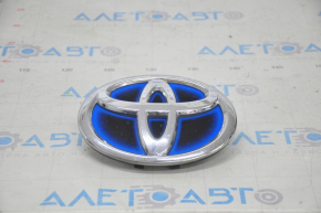 Emblema Toyota de pe bara din față a Toyota Prius V 12-17, nisip