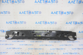 Absorbantul de bara spate Toyota Camry v40 este din plastic, fara amplificator metalic.