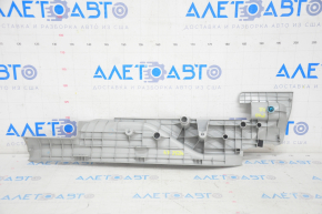 Накладка порога задняя правая внутренняя Toyota Prius V 12-14 серая, царапины